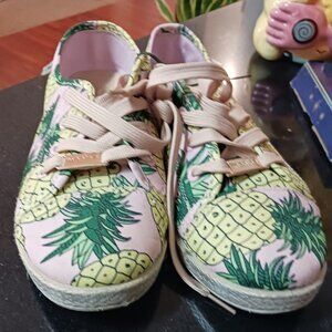 Menina Women 10 Tropical Canva Espadrille Sneakers Pink Yellow Pineapple